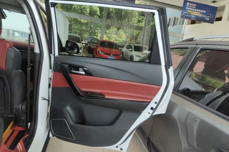 Used FORTHING T5 2018 230T CVT Smart Enjoyment Version