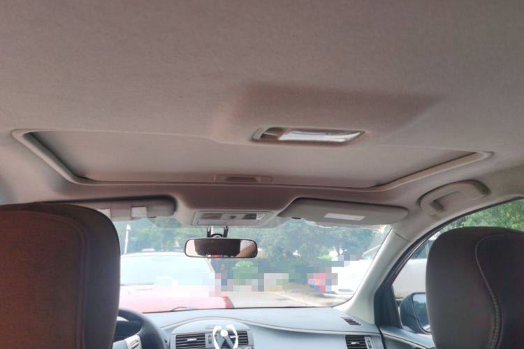 Used Nissan Tiida 2014 1.6L CVT Cool Cafe Edition