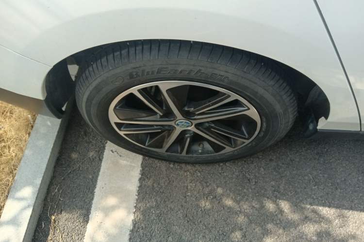 Used Venucia D60 2020 1.6L Entry Manual Comfort Edition
