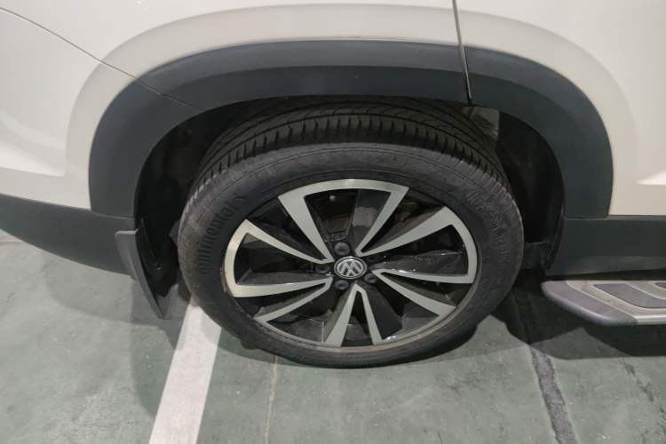 Used Volkswagen Tharu 2020 280TSI Two-Wheel Drive Luxury Plus Version China VI Standard