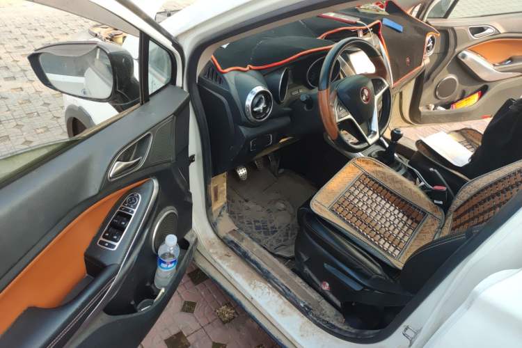 Used BYD Yuan 2016 1.5L Manual Luxury Model