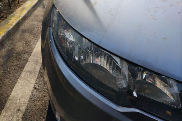 Used Kia Forte 2011 1.6L MT GLS