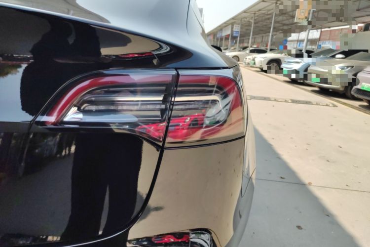 Used Tesla Model 3 2019 Long-Range Rear-Wheel-Drive Version