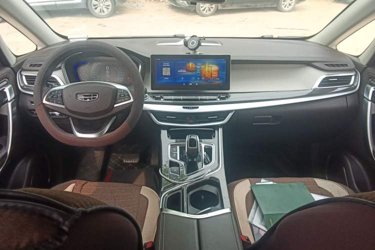 Used Geely Auto Jiajie 2021 Zhiqing 1.5TD DCT Luxury Model Center Console
