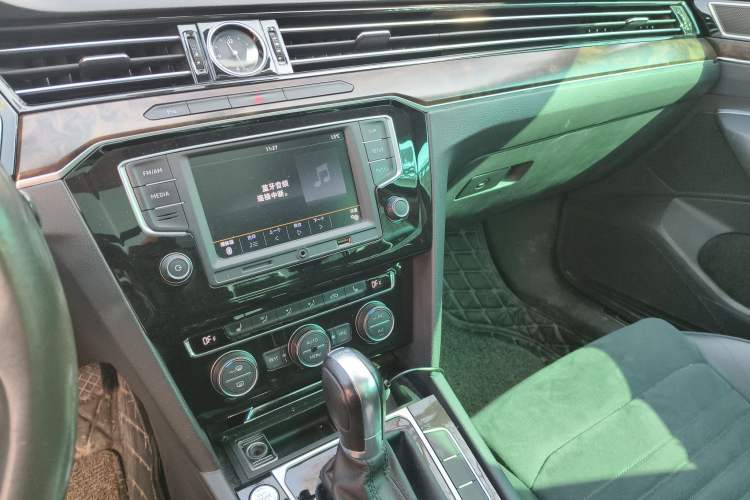 Used Volkswagen Magotan 2017 380TSI DSG Luxury Model