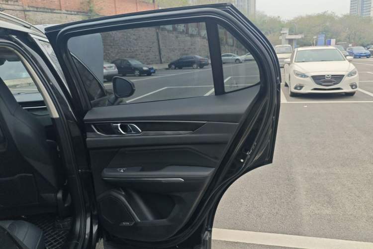 Used Lynk & Co 01 2021 2.0TD Two-Wheel-Drive Pro Trim