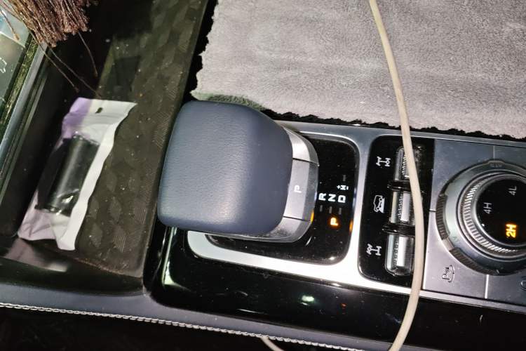 Used BAIC Off-Road BJ60 2022 2.0T Version 11 Five Seats Gear Lever