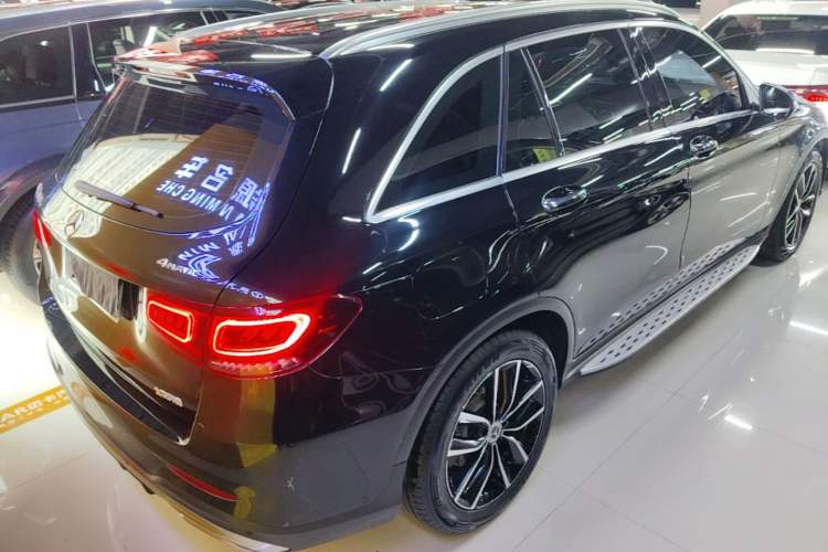 Used Mercedes-Benz GLC 2020 GLC 300 L 4MATIC Dynamic Edition Rear Right 45 Deg