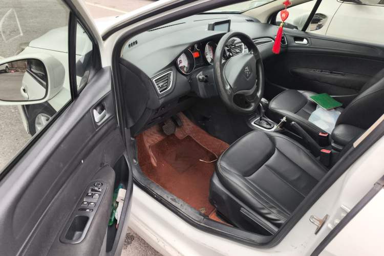 Used Peugeot 308 2013 2.0L Automatic Fashion Edition
