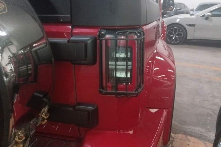 Used BAIC Off-Road BJ40 2019 2.3T Automatic Four-Wheel Drive Urban Hunter Edition Premium Model China VI Emission Standard
