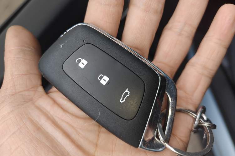 Used Baojun RM-5 2019 1.5T CVT Elite Version with 24-Hour Online Service 6 Seats
