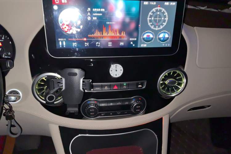 Used Mercedes-Benz Vito 2020 2.0T Business Version 7 Seats
