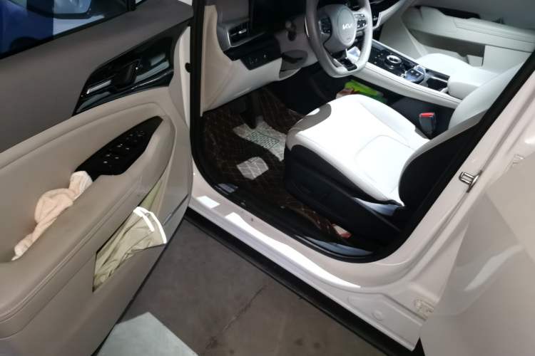 Used Kia Sportage (Chinese Domestic Model) 2023 1.5T Two-Wheel Drive Prestige Edition Driver Seat