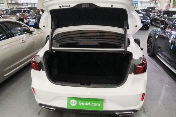 Used CHANGAN Eado 2022 PLUS Blue Whale NE 1.4T GDI DCT Prestige Edition
