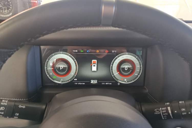 Used 212 T01 2024 2.0T Mechanic