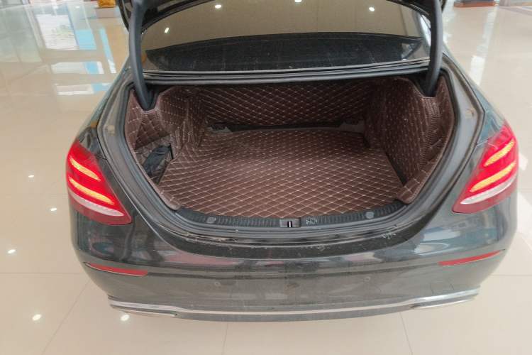 Used Mercedes-Benz E-Class 2019 Facelifted E 300 L Stylish Version
