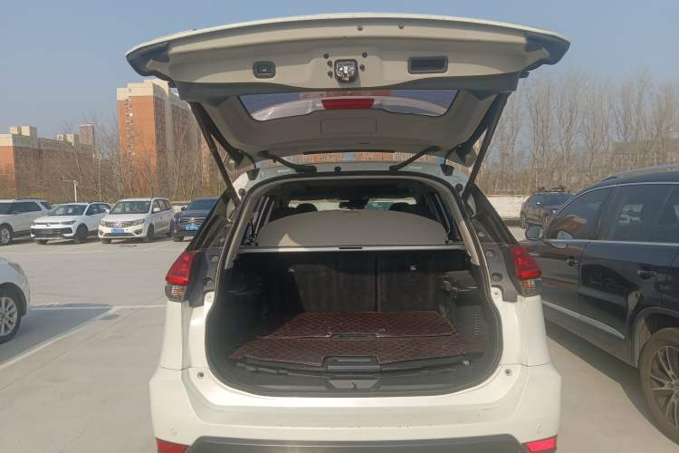 Used Nissan X-Trail 2020 2.5L XL ITS CVT 4WD Deluxe Navigation Edition Trunk