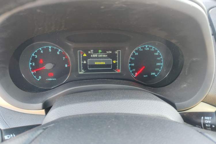 Used BYD Song 2016 Gaishi Edition 1.5TID Automatic Luxury Model
