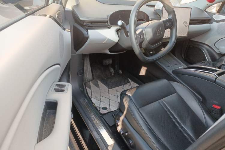 Used Zeekr 007 2025 Rear-Drive Intelligent Driving Version 75 kWh Driver Seat