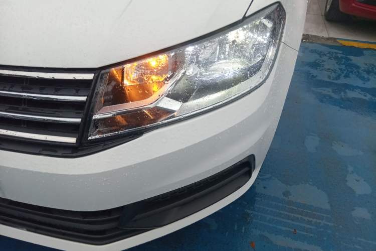 Used Volkswagen Santana 2021 1.5L Manual Fashion Edition Left Front Headlight