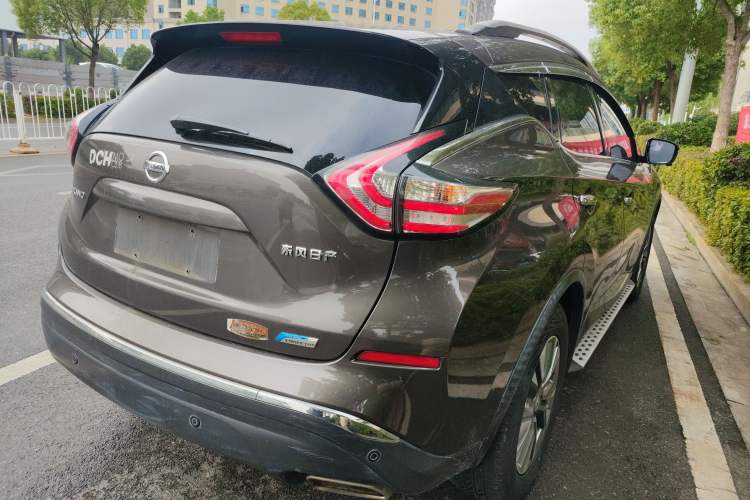Used Nissan Murano 2019 2.5L XL Two-Wheel Drive Smart Connect Luxury Edition China VI Standard
