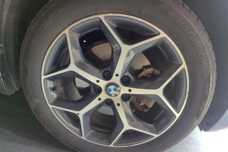 Used BMW X2 2019 sDrive20i M Sport Package China VI Emission Standard Right Front Wheel Hub