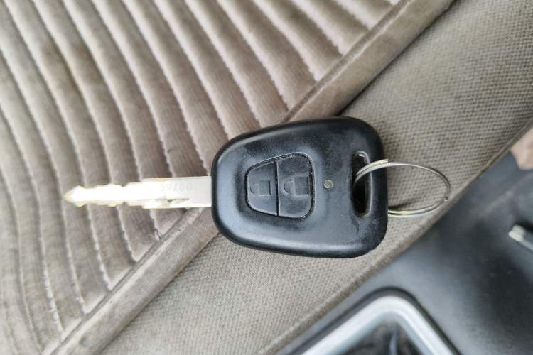 Used Golden Dragon Hiace New Energy 2021 Longyun GLE550 4421 mm long with a 41.86 kWh battery
