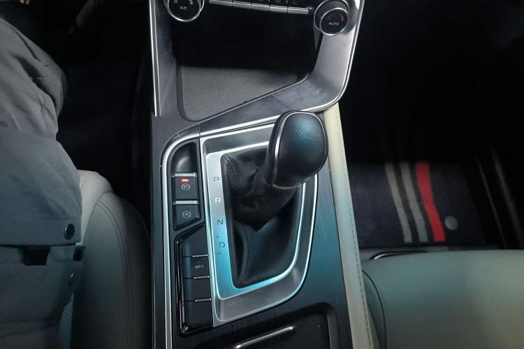 Used Geely Auto Binray 2018 14T CVT Binyi Edition
