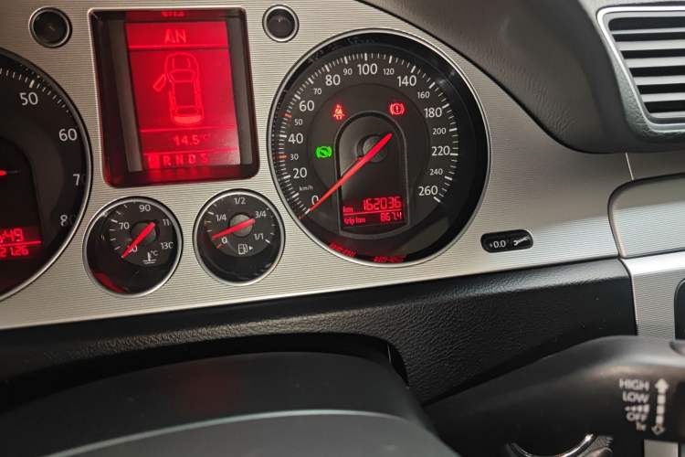 Used Volkswagen Magotan 2011 2.0 TSI DSG Luxury Edition