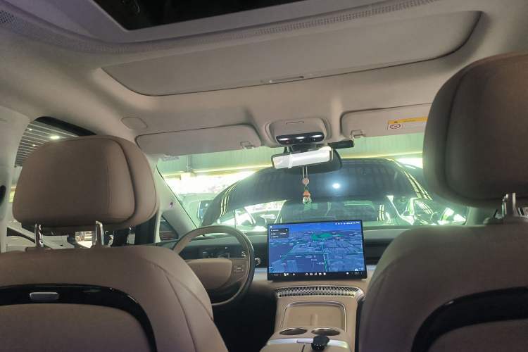 Used XPeng X9 2024 702 Ultra-Long Range Pro Headliner
