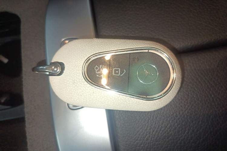 Used Mercedes-Benz C-Class 2023 C 260 L Bright Night Sports Edition
