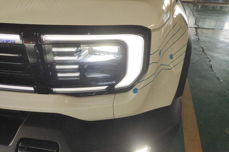 Used BAIC Off-Road BJ40 Electric Drive 2025 Advanced Edition
