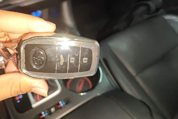 Used Toyota Highlander 2015 2.0T Four-Wheel Drive Ultimate Edition 7-Seater