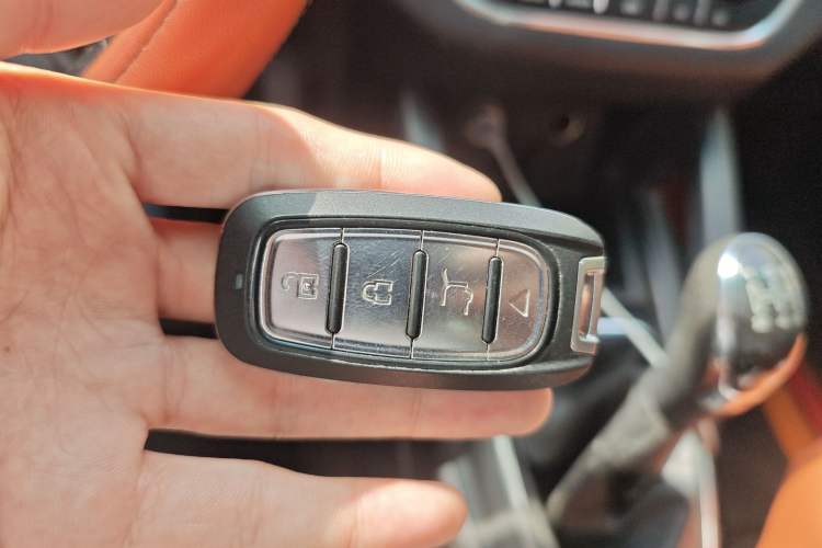 Used Foton Jiatu im8 2017 1.5L Smart-Style Model