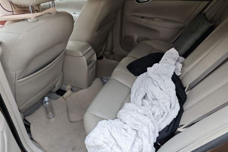 Used Nissan Sylphy 2012 1.6 XL CVT Luxury Edition Left Rear Seat