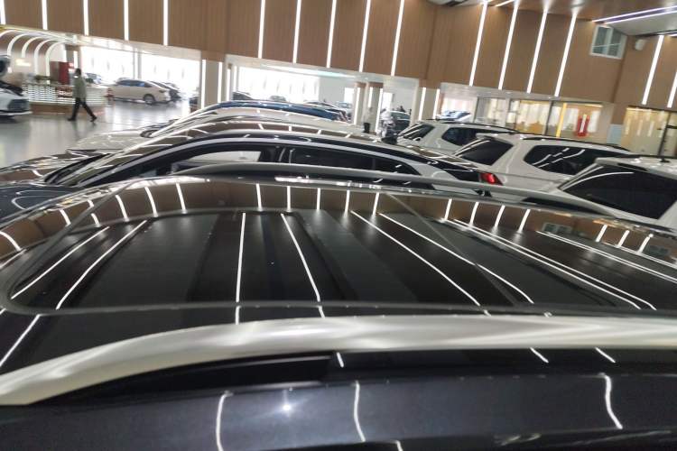 Used Volkswagen Tayron 2023 280TSI Two-Wheel-Drive Luxury Plus Advanced Version