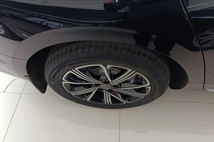 Used Hongqi H5 PHEV 2025 130 Super Hybrid Version
