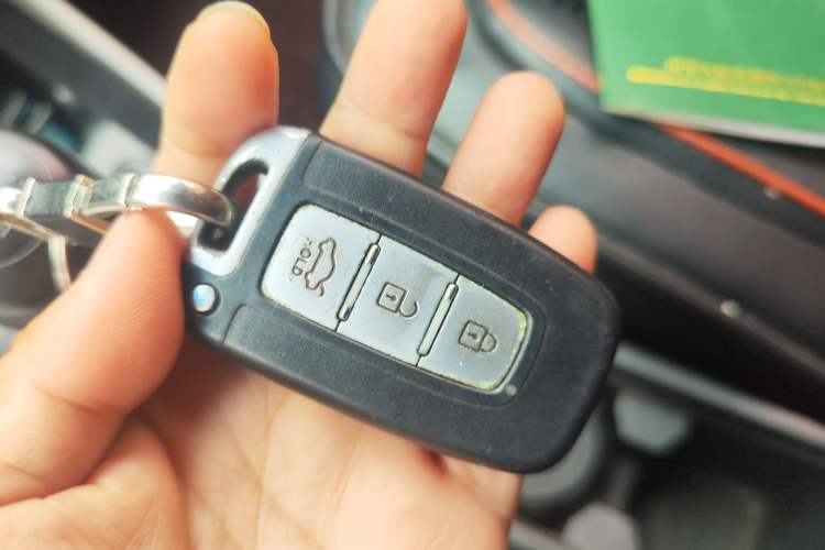 Used Hyundai Elantra (5th Generation / Langdong) 2012 1.6L Manual Leading Model