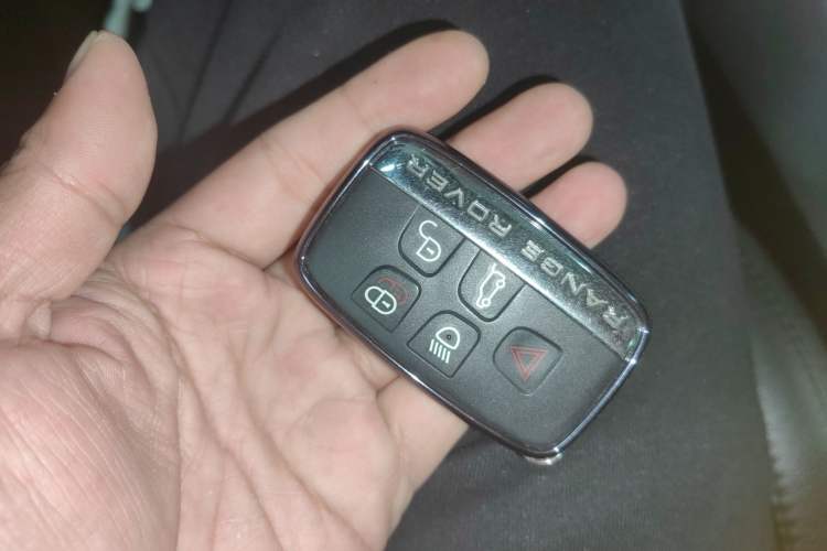 Used Land Rover Range Rover Evoque 2015 2.0T 5-Door Luxury Edition