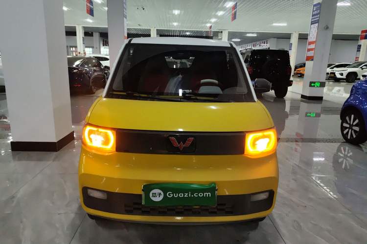 Used Wuling Hongguang MINIEV 2021 Macaron Premium Model – Lithium Iron Phosphate