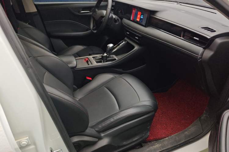 Used Roewe i5 2023 1.5L CVT Luxury Edition