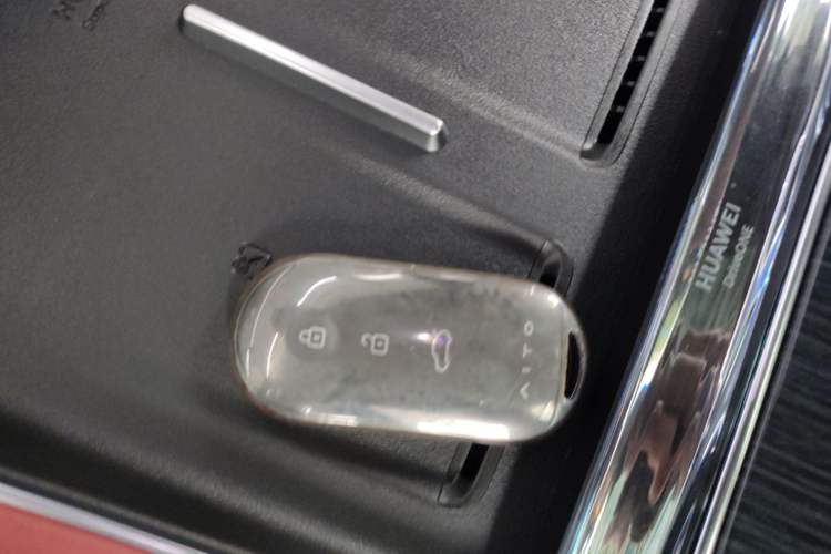 Used Hima AITO M5 2025 Extended-Range Ultra All-Wheel-Drive Version