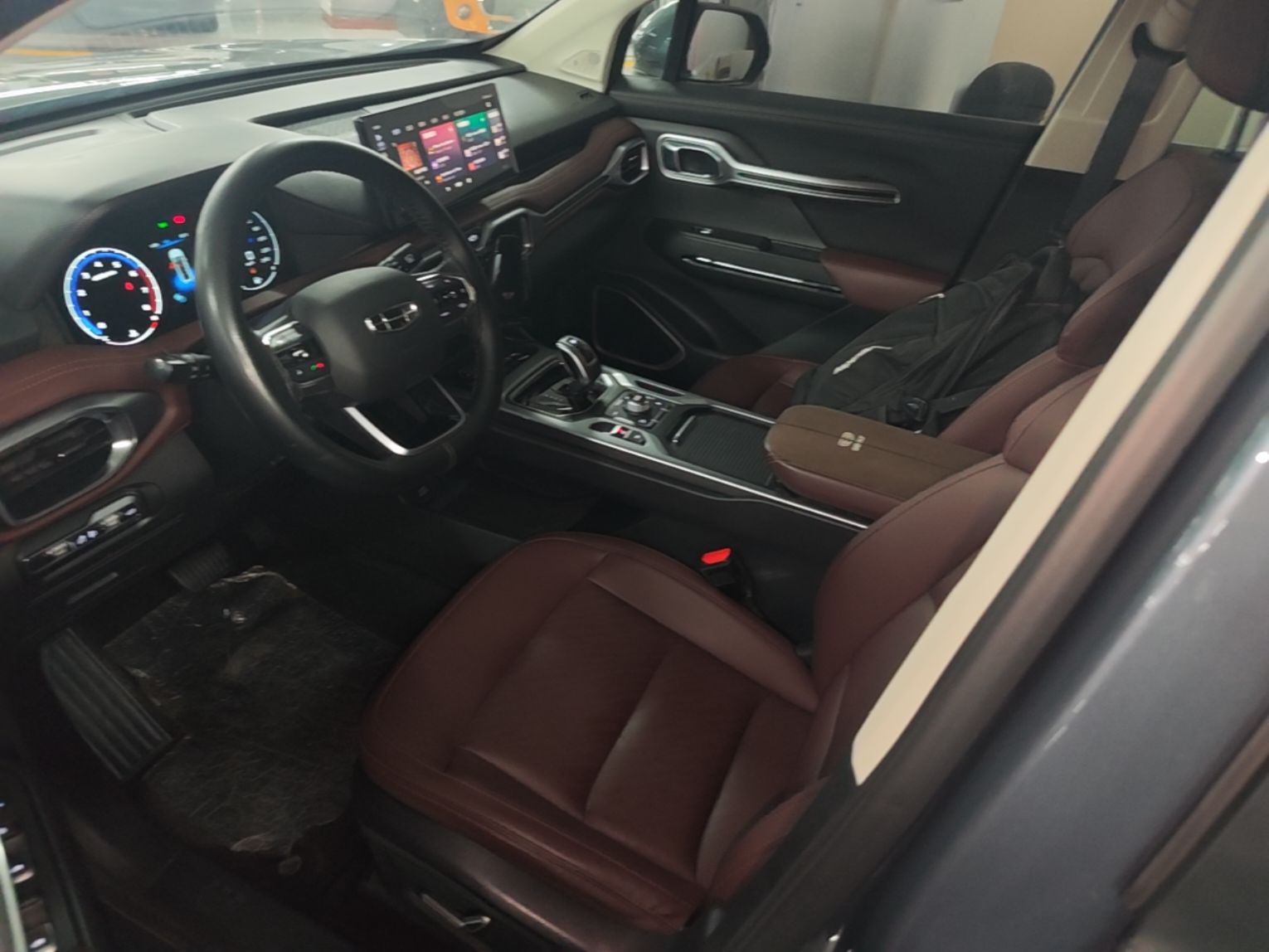 Geely Auto Haoyue 2022 1.8TD Automatic Prestige 7-Seater — снимка 17