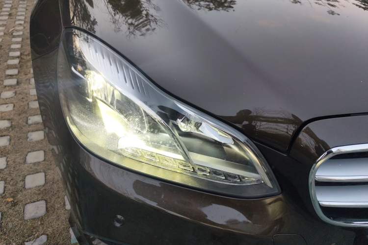 Used Mercedes-Benz E-Class 2015 Restyled E 260 L Sport Edition
