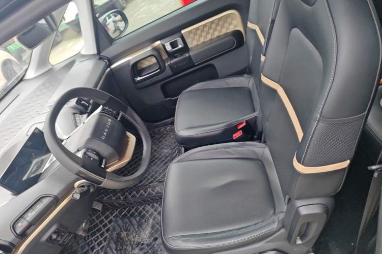 Used Baojun KiWi EV 2021 Artist Model Ternary Lithium Left Front Seat