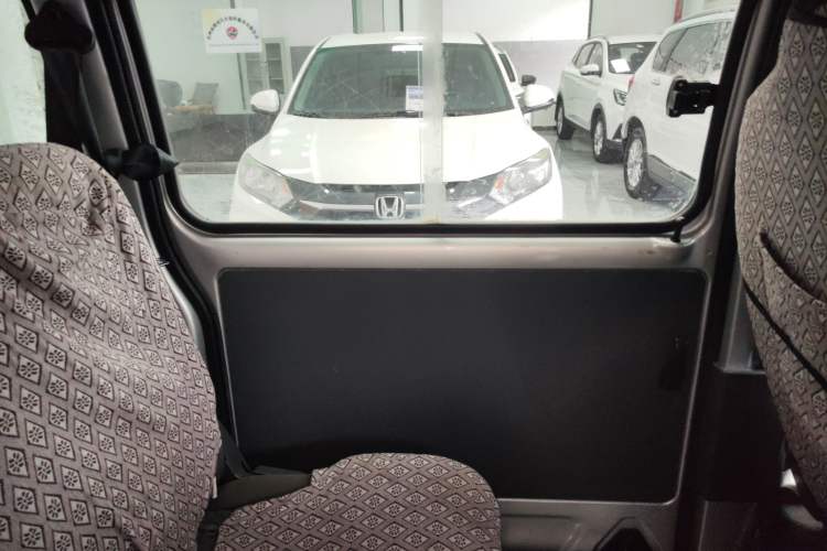 Used Wuling Zhiguang 2020 1.2L Practical Model China VI LSI
