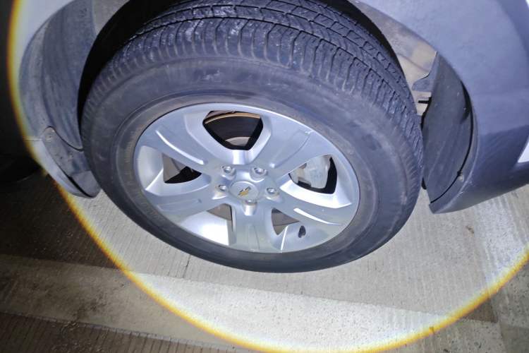 Used Chevrolet Captiva 2015 2.4L Two-Wheel Drive Urban Version 7 Seats
