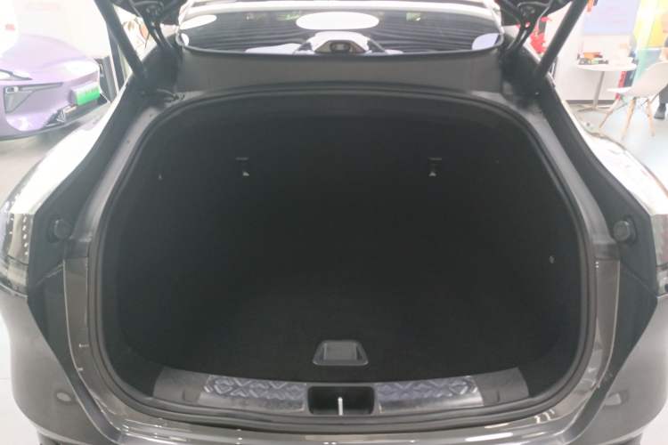 Used Avatr 06 2025 Ultra Pure Electric Edition