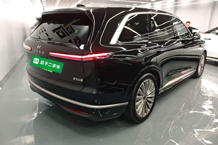 Used ONVO Luxeed L90 2025 Model—Max Six-Seater Version Rear Right 45 Deg