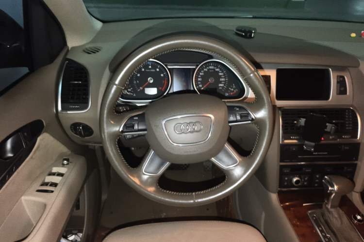 Used Audi Q7 2014 35 TFSI Ambition Edition
